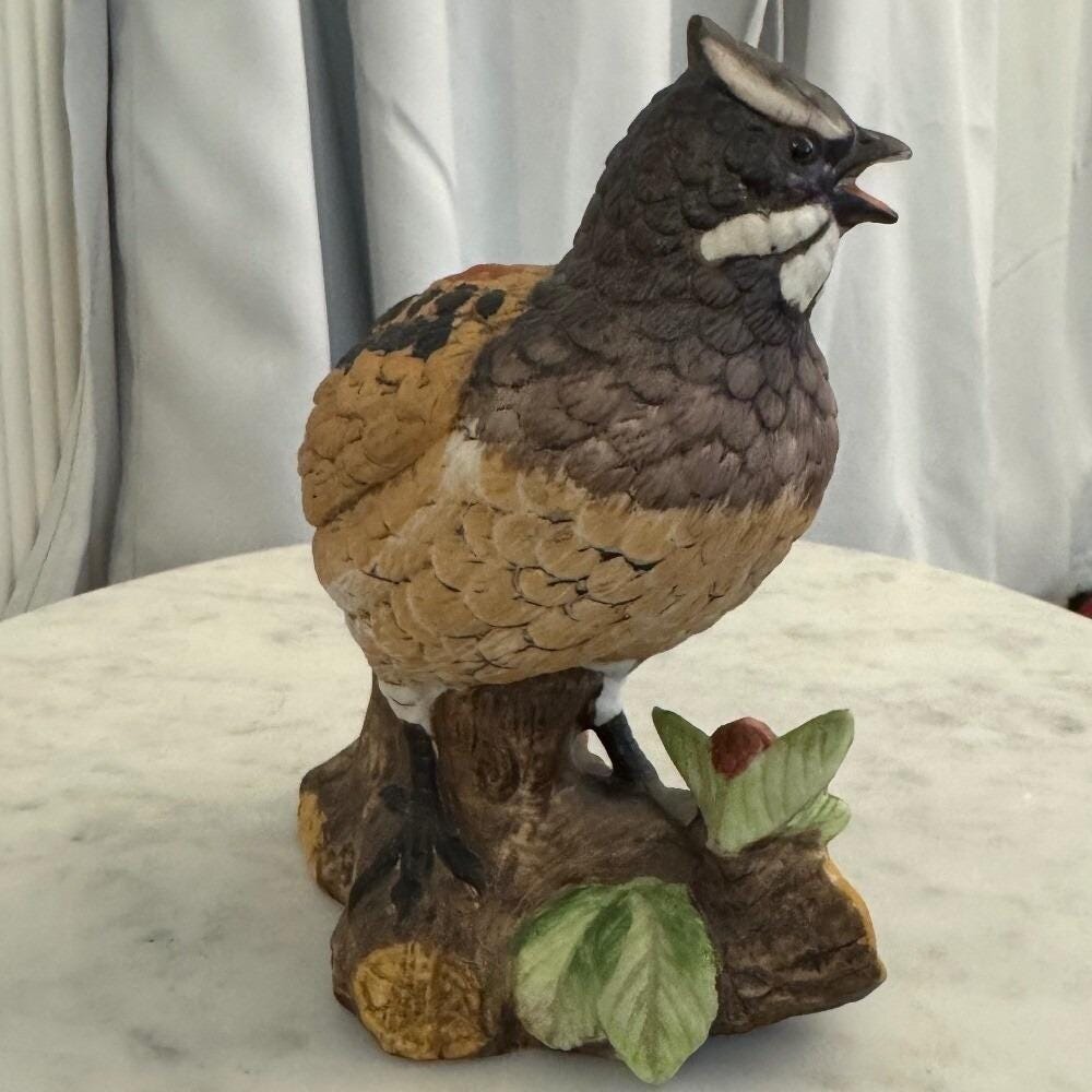 Norcrest Ceramic Quail Bird Figurine on Log with Berries Hand‎ Painted Taiwan - Picture 4 of 8
